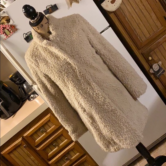 Kenneth Cole Jackets & Blazers - Kenneth Cole teddy bear coat size women’s small